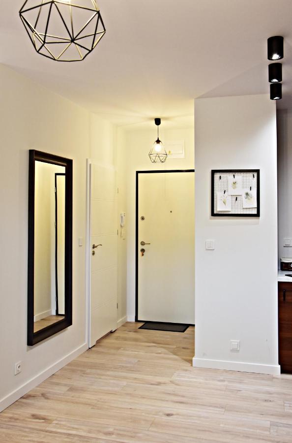 Warsaw Inside Business Centre Apartment Exterior photo
