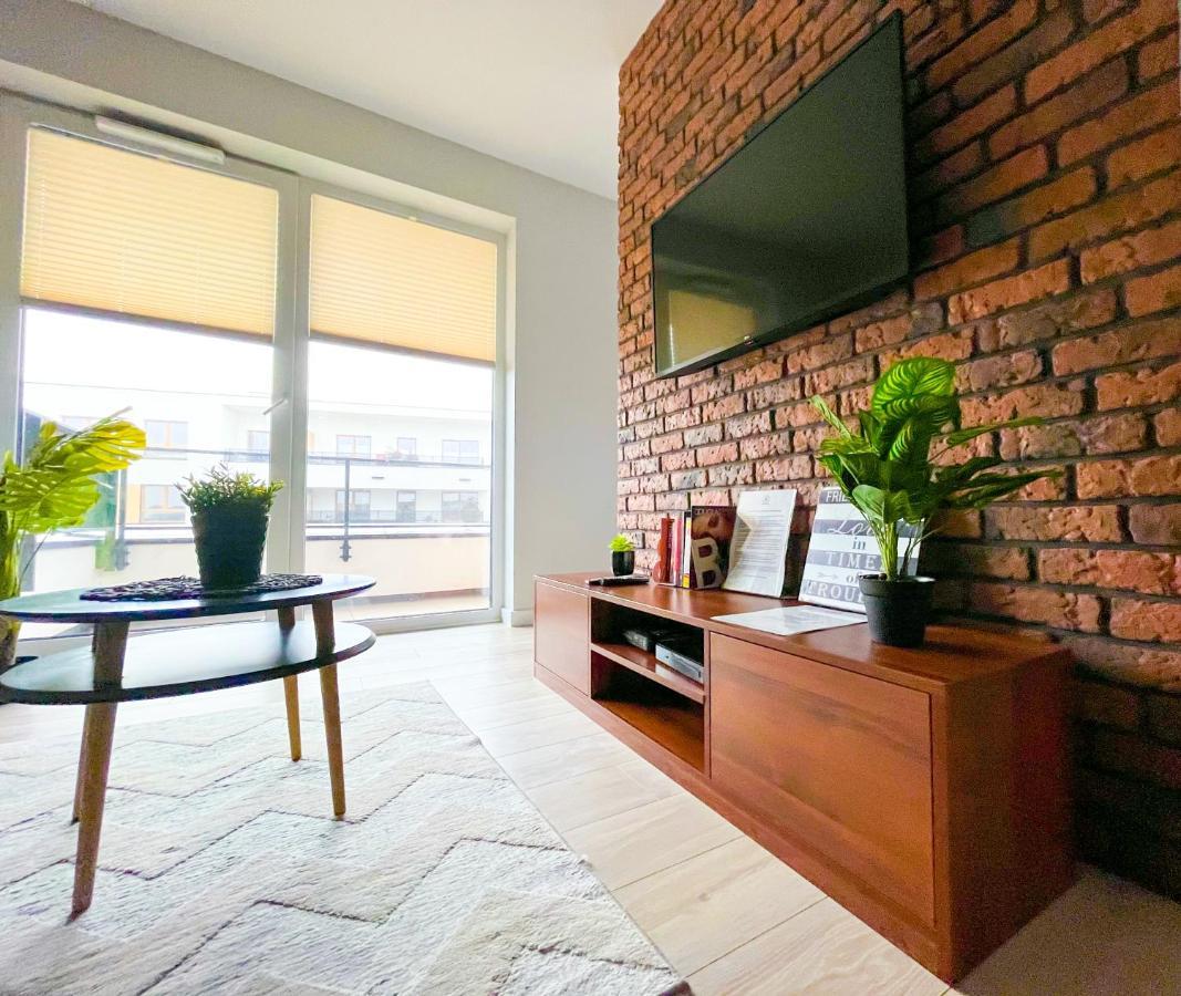 Warsaw Inside Business Centre Apartment Exterior photo